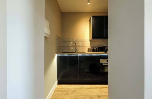 Bradley Stoke Apartment | The Willow Studios - Flat 1