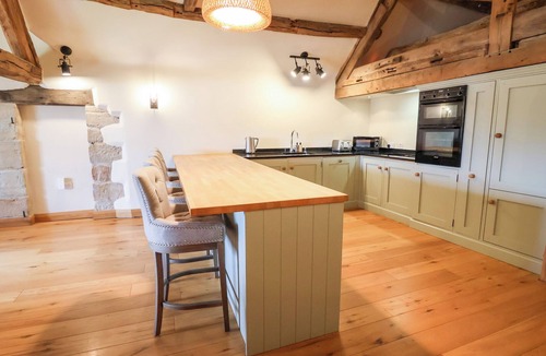 Melbourne Cottage | TITHE BARN, pet friendly in Melbourne, Derbyshire