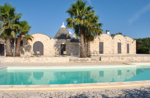 Ceglie Messapica Villa | Tranquil family friendly Trullo With Own Pool And Close To The Adriatic