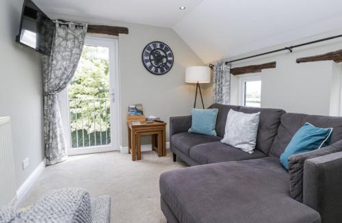Warton House | Treacle