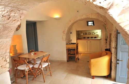 Ceglie Messapica Cottage | trulli stella by pugliadamare