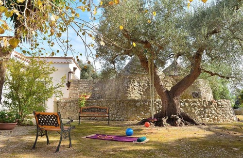 San Vito dei Normanni Villa | Trullo l'Alcova. Quiet place, furnished with love, bbq, wifi. BEACH AT 10 KM.
