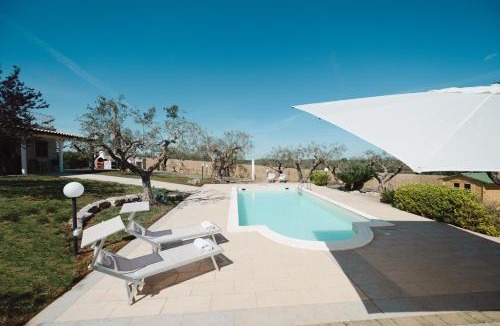 Alberobello House | TRULLO MALVISCHI - Privacy & Pool
