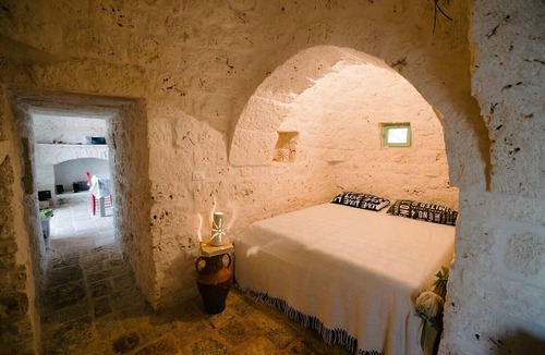 Ceglie Messapica House | TRULLO PACE FANTASTICO PLACE WITH POOL AND WIFI