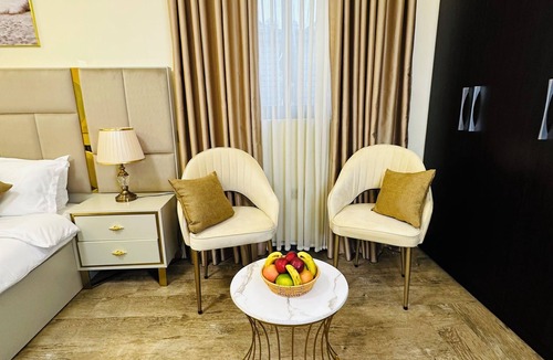 Bole House | Ur home away from home