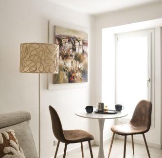 Municipio 2 Apartment | URBAN HOME