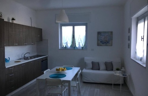 Santa Maria Villa | Vacation home with sea view SoleeMare Barletta Apartments 3