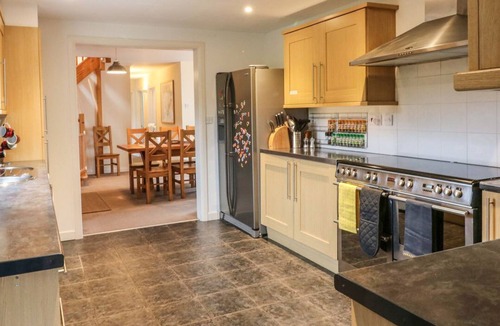 Hele House | Valley View, Ilfracombe