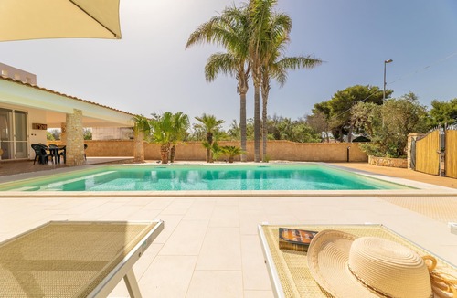 Posto Rosso Villa | Villa Aurelio - Posto Rosso