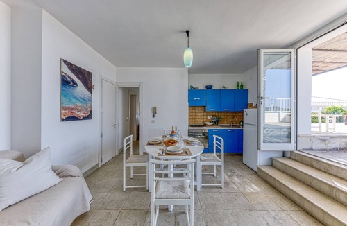 Castro Marina Apartment | Villa 'Blu La Panoramica' with Private Pool, Wi-Fi and Air Conditioning