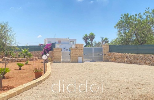 Marina di Mancaversa Villa | Villa Cecilia with garden by Diddoi