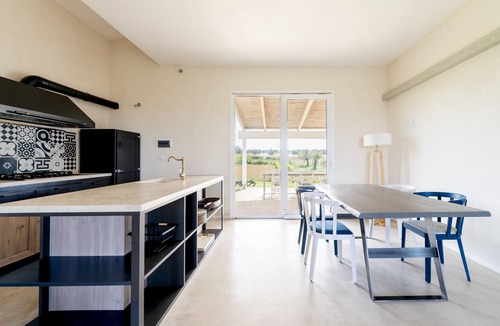Otranto Villa | Villa 'Elegante A Otranto' with Shared Terrace, Wi-Fi and Air Conditioning