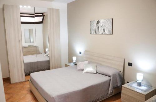 Posto Rosso House | Villa Francesca con ampio giardino