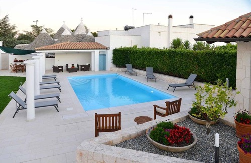 Specchiaruzzo House | Villa Giovanna Trullo
