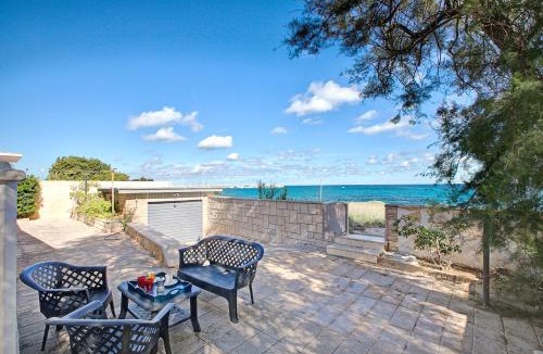 San Foca Villa | Villa Grazia On The Seaside - Happy Rentals