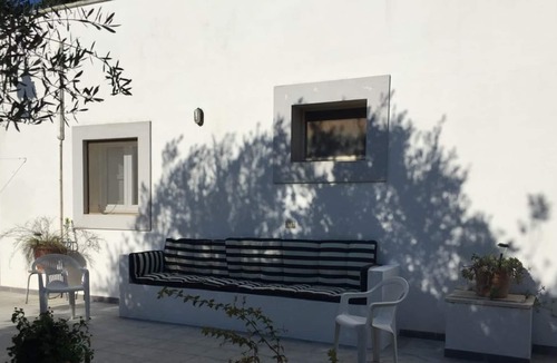San Vito dei Normanni Villa | Villa Hope - Large villa pool near Ostuni