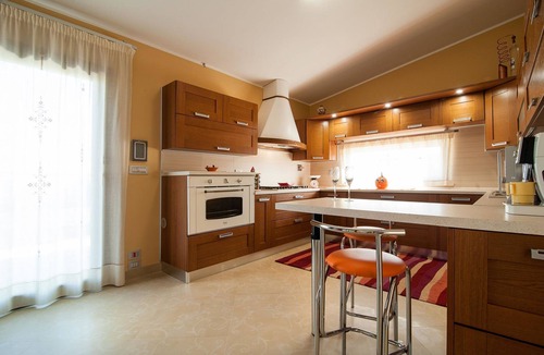 Melissano Villa | Villa in Melissano with 4 bedrooms sleeps 12