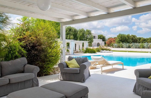Ostuni Villa | Villa in Ostuni with 9 bedrooms sleeps 18