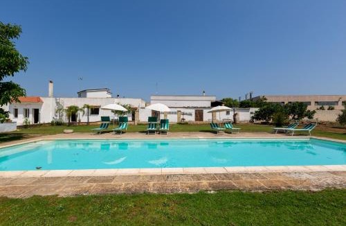 Specchia Villa | Villa Italia by BarbarHouse
