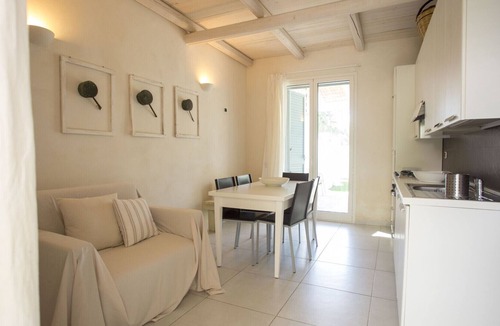 Mesagne Villa | Villa l'Oasi, experience colours of Salento