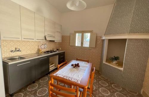 Posto Rosso House | Villa Lina