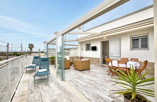 Torre Rinalda House | Villa Na' Lu' With Sea View Apartments