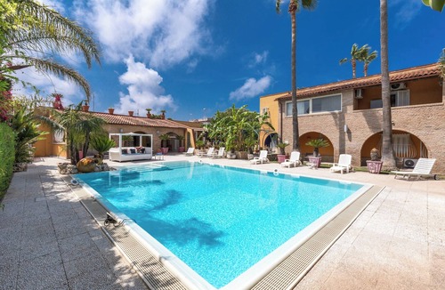 Taranto Villa | Villa Thalissa by Perle di Puglia