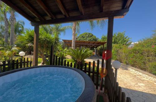 Santa Cesarea Terme Villa | Villa tipica sulla costa salentina con Jacuzzi