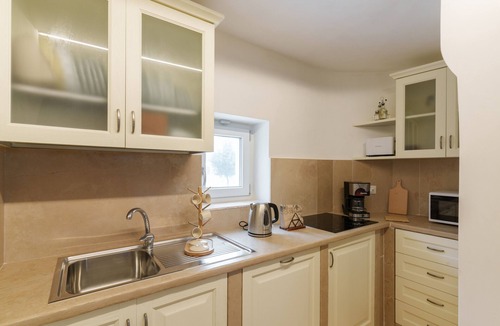 Locorotondo Villa | Villa 'Trulli Petrantiqua' with Private Pool, Wi-Fi and Air Conditioning