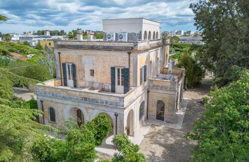 Galatina Apartment | Villa Vallone Luxury With Pool - Happy Rentals