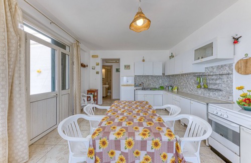 Marina di Felloniche Villa | Villa "Villetta Relax" with Sea View, Private Garden & A/C