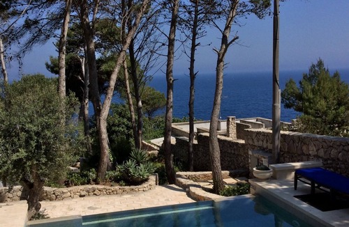 Castro Marina Villa | Villa vith private pool facing the sea