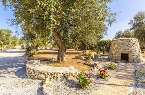 Melendugno Villa | Villa with garden and whirlpool a few minutes from Torre dell'Orso
