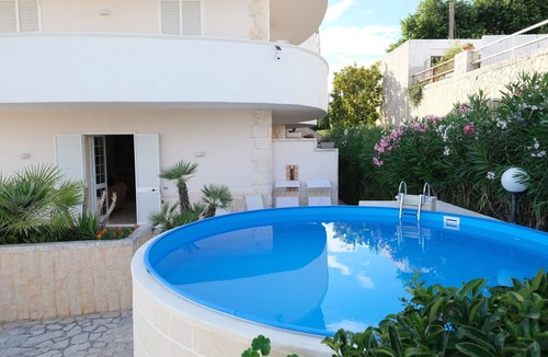 Selva di Fasano Villa | Villa with swimming pool, three rooms, services, large outdoor spaces with panoramic views