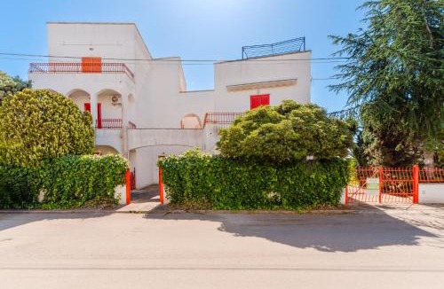 Rivabella Apartment | Villetta Andromeda by BarbarHouse