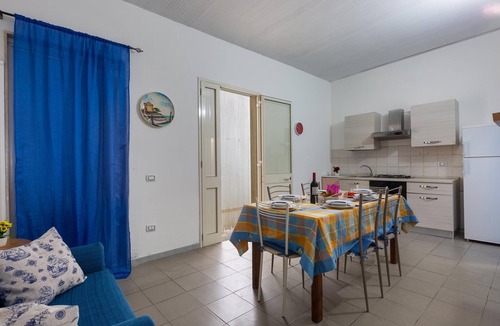 Torre Lapillo House | Villetta Irene by BarbarHouse