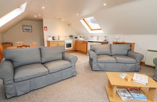 Loch Tay Cottage | WALLACE, pet friendly in Kinloch Rannoch