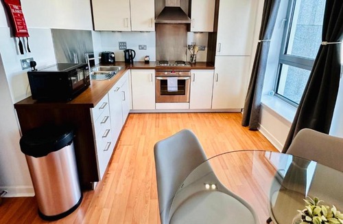 Newhaven Apartment | Waters View