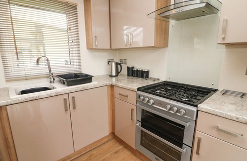Tewitfield Cottage | Waterside Lodge