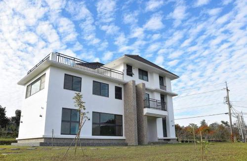 Lugu House | Yun Dan