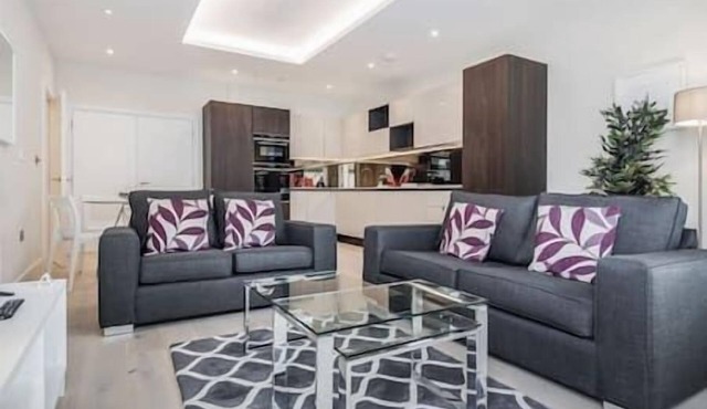 1 Lyons House - 3 bedroom apartment