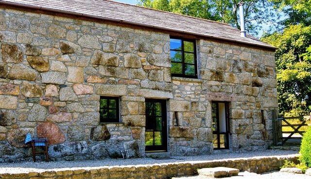 2 bedroom accommodation in St Austell