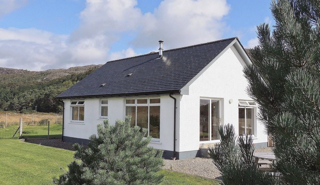 2 bedroom accommodation in Acharacle