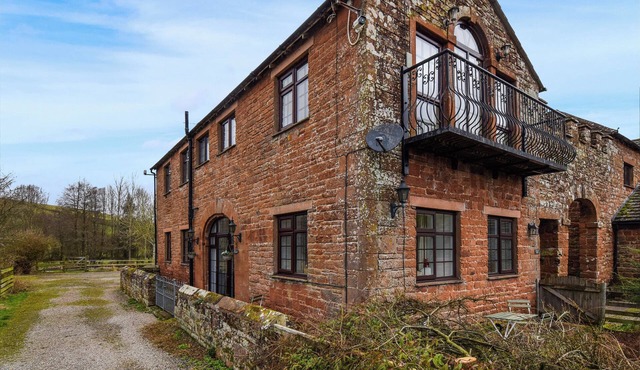 2 bedroom accommodation in Staffield, Cumbria