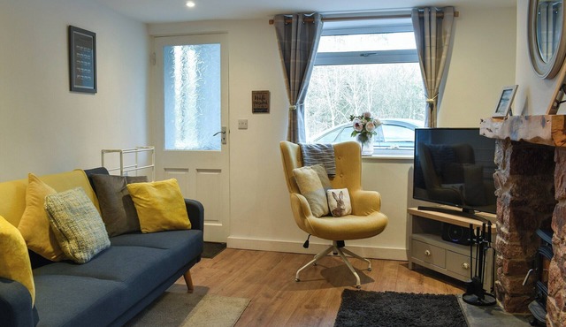 2 bedroom accommodation in Bootle