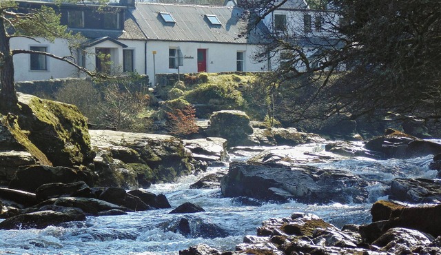 2 bedroom accommodation in Killin
