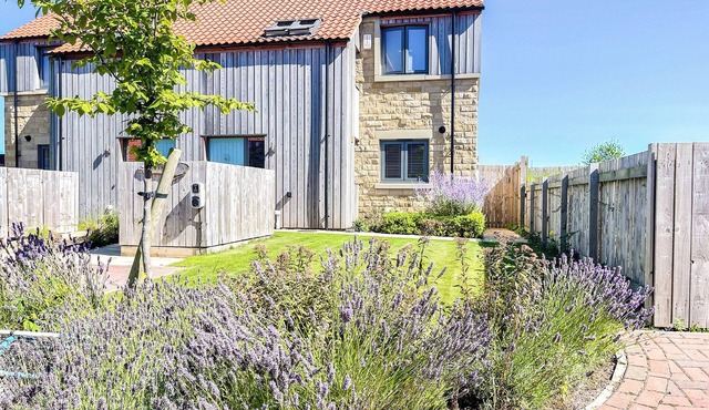 3 bedroom accommodation in Cloughton, near Scarborough