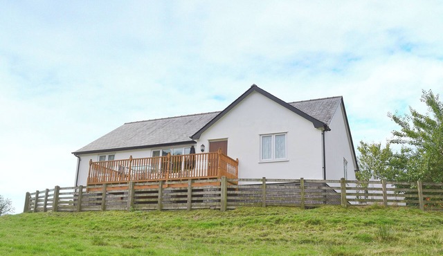 3 bedroom accommodation in Llanfair Caereinion, near Welshpool