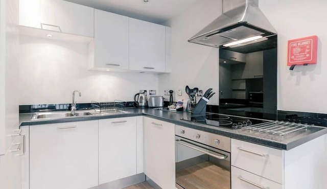 32 Capitol Square -2 bedroom apartment