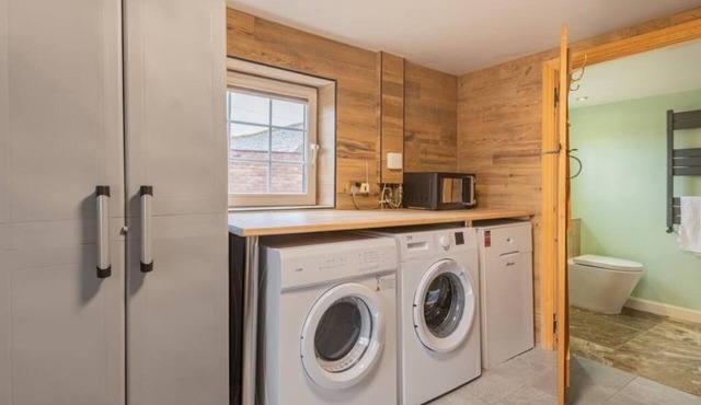 4 Bed in Penrith (oc-sz321)